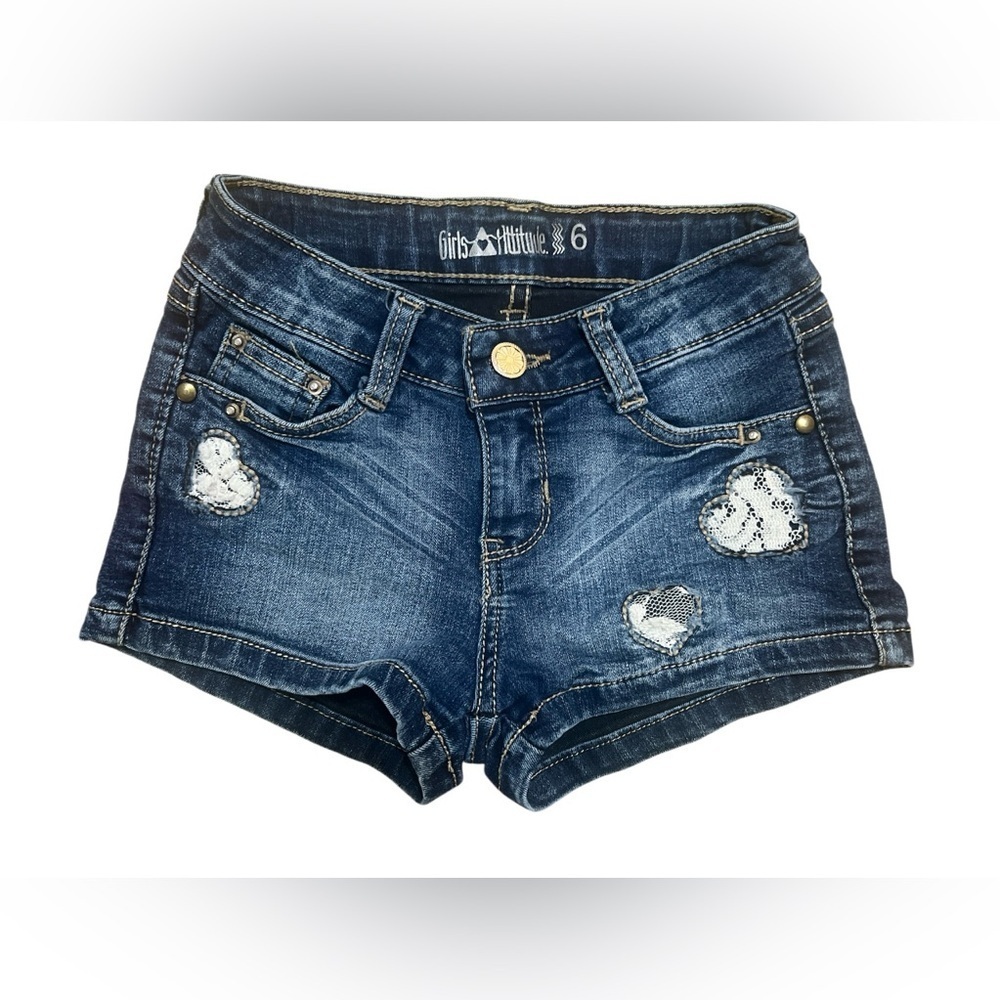 GIRLS ATTITUDE - 6 - Heart Patch Jean Shorts